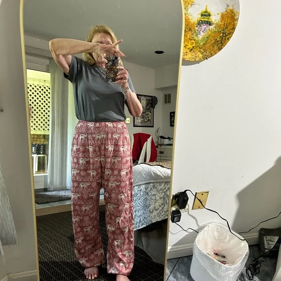 Lotus & Luna red elephant pants - Picture 5 of 5